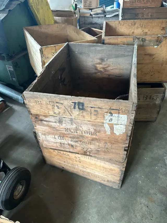 Wooden boxes546596694021918725