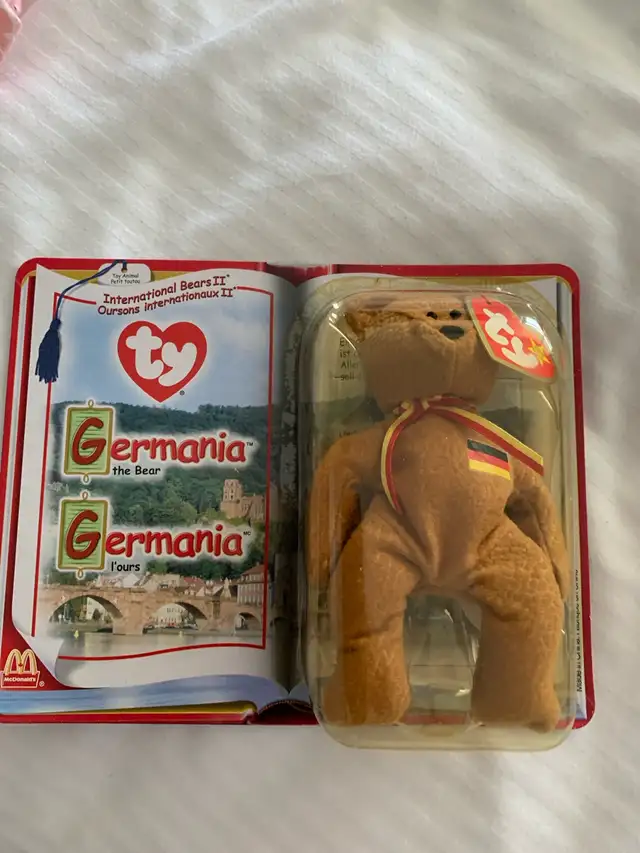 NEW UNOPENED Ty McDonald’s International Bears II Beanie Babies in Arts & Collectibles in City of Toronto - Image 6