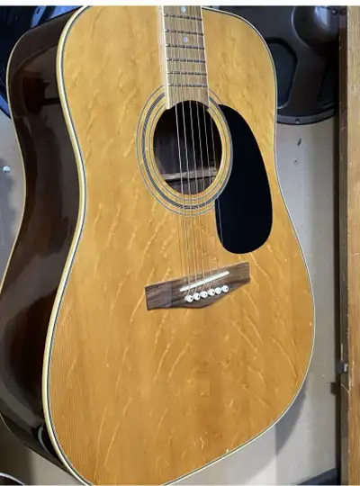 Known as a Marlboro Martin. From the late 1990’s. Spectacular bear claw effect in the Sitka spruce t...