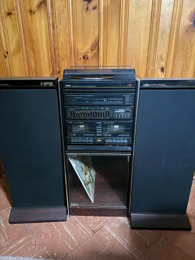 York Vintage High-Fidelity Music System, View more