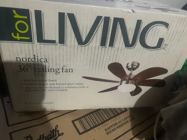 ceiling fan  in Indoor Lighting & Fans in Mississauga / Peel Region - Image 2