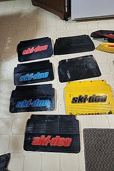 Original Bombardier Ski-Doo snow flap 1 yamaha snow flap ...SOLD SOLD SOLD Ck3 F chassis 1 is 85 86...