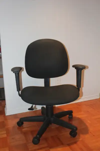 Fauteuil d`opérateur  (ordi.), View more
