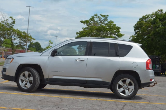 Jeep Compass 2011 North Edition — photo 2