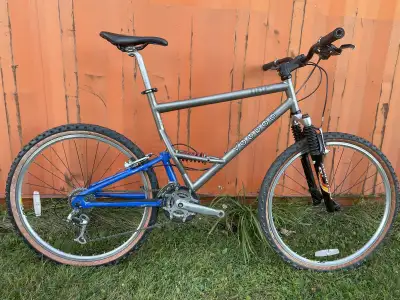 Voodoo Canzo Titanium full suspension Vintage 26”er, View more