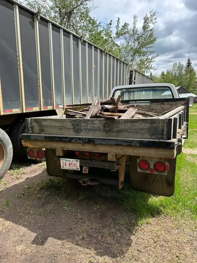1982 GMC 1 Ton501761039549091842