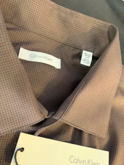 Calvin Klein Men’s Dress Shirt New with Tags Large Size 16 1/2" - 17" 34/35 McKenzie Lake