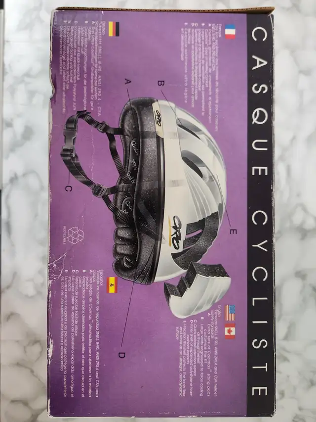 Cycling helmet62863734320513122