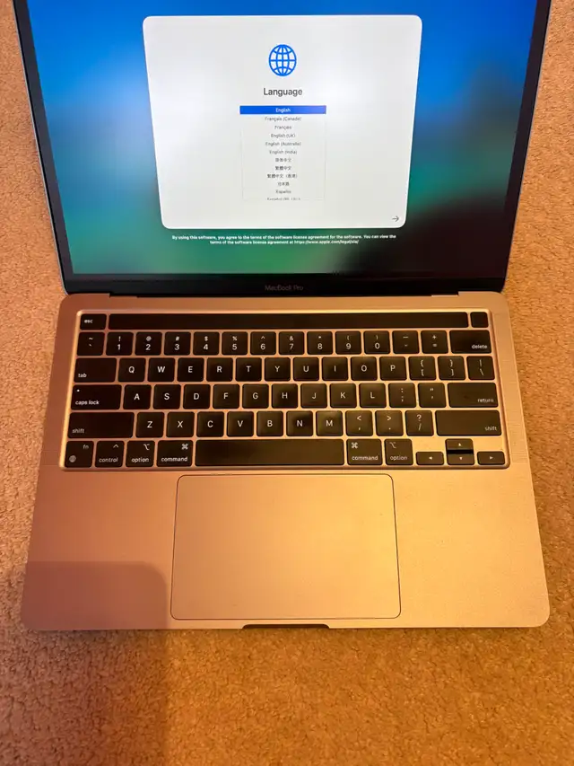 13-inch MacBook Pro - Space Grey in Laptops in Oakville / Halton Region - Image 3