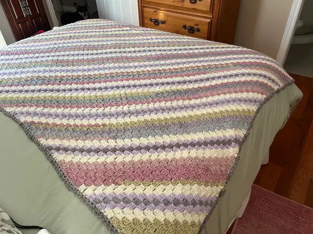 Crocheted Single Bed Throw