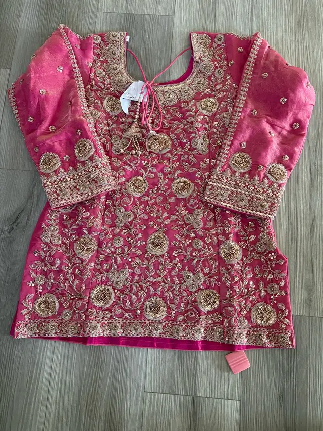Sew and Alternations (Tailoring)533465485007267844