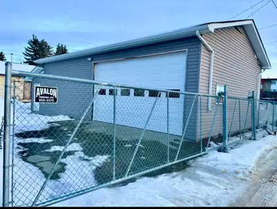 Available warehouse, perfectly located in close proximity to downtown Beaumont. Fenced entrance. 112...