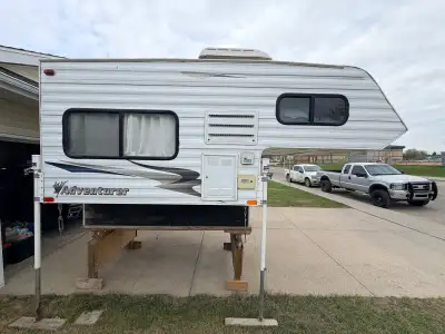 Adventurer 80w for sale 2005 Camper was stored indoors most of its life and is excellent condition....