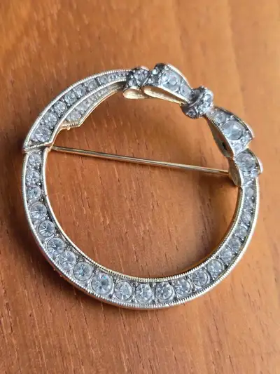 Sparkly Rhinestone Midcentury Brooch, View more