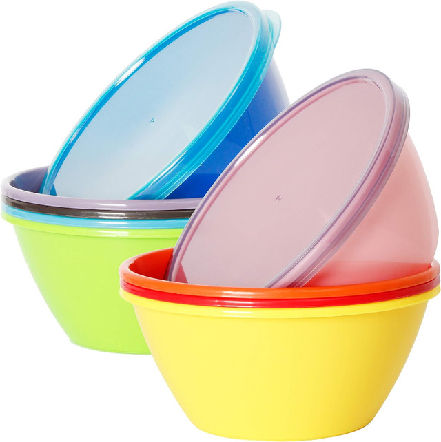 9 Youngever Plastic Bowls dans Vaisselle et articles de cuisine  à Ville de Montréal