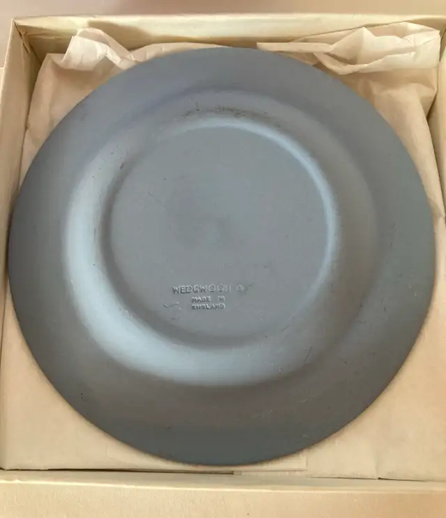 Wedgewood 4 3/8” Round Tray in Arts & Collectibles in Grand Bend - Image 4