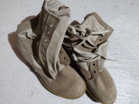 Army Desert Boots (New, Size 7 Mens,, Size 9 Womens)