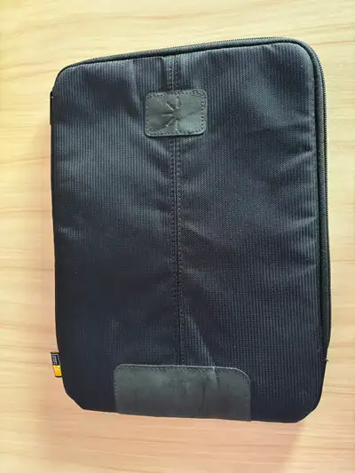 CASE LOGIC 11 LAPTOP CASE, View more