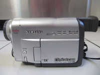 Samsung Model SCD55 Mini DV Digital VideoCamera For Parts/Repair