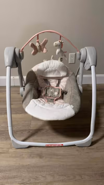 Location: Orillia Ingenuity Comfort 2 Go Never used Ingenuity Comfort 2 Go Portable Swing baby comfo...