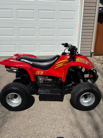 2004 Arctic Cat 50cc quad Excellent condition 2 stroke 2x4 Oil injection Automatic Electric start &...