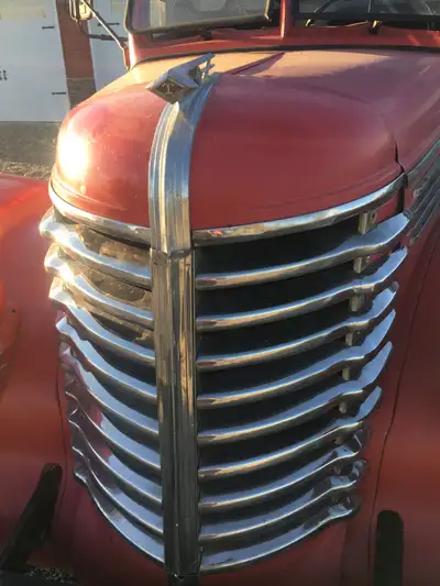 1948 Diamond T, 404 Model 1.5 ton. Truck was running and driving when parked 8 years ago. Always sto...