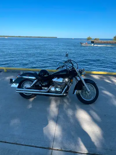 Mint 2006 Honda shadow aero. Very low km, comes with a safety if bought by August 15th. Very good lo...