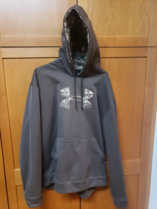 NEW UNDER ARMOUR HOODIE FOR SALE!  $80 in Men's in Oshawa / Durham Region - Image 3