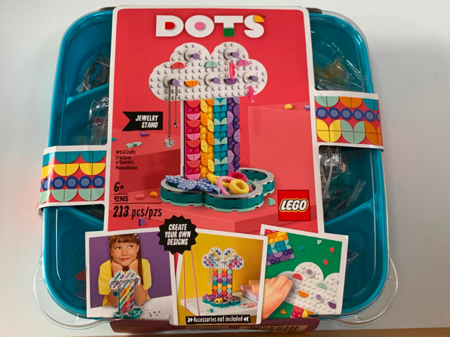 Lego DOTS Rainbow Jewelry Stand #41905 in Toys & Games in Markham / York Region