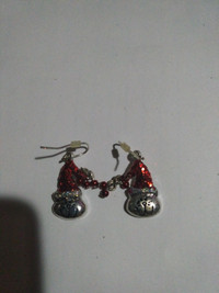 Christmas jewelry: cats wearing Santa hat - earrings