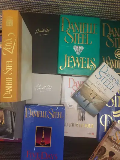 Danielle Steel 10 books Collection, View more