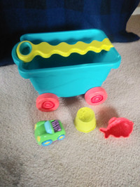 Beach toys with wagon