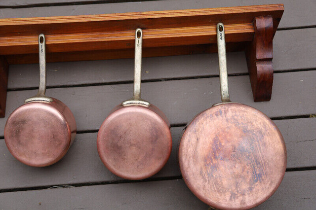 professional solid copper cook ware with wall racks dans Décoration intérieure et accessoires  à Ville de Montréal - Image 3