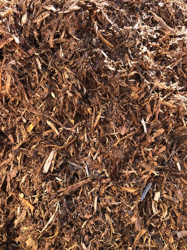 Premium Spruce Bark Mulch - Landscaping in Plants, Fertilizer & Soil in Edmonton