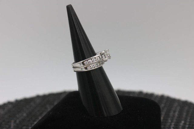 Size 5 | 14kt White Gold Bridal Set (#4069) in Jewellery & Watches in City of Halifax - Image 4