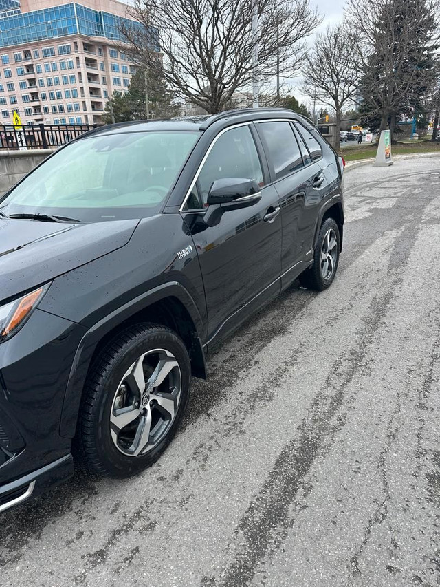 Toyota RAV4 SE Hybrid 2024 in Cars & Trucks in City of Toronto - Image 4