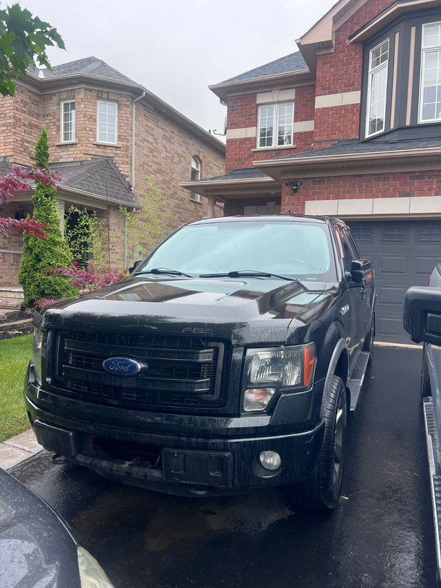 2013 f150 230Km in Cars & Trucks in Markham / York Region