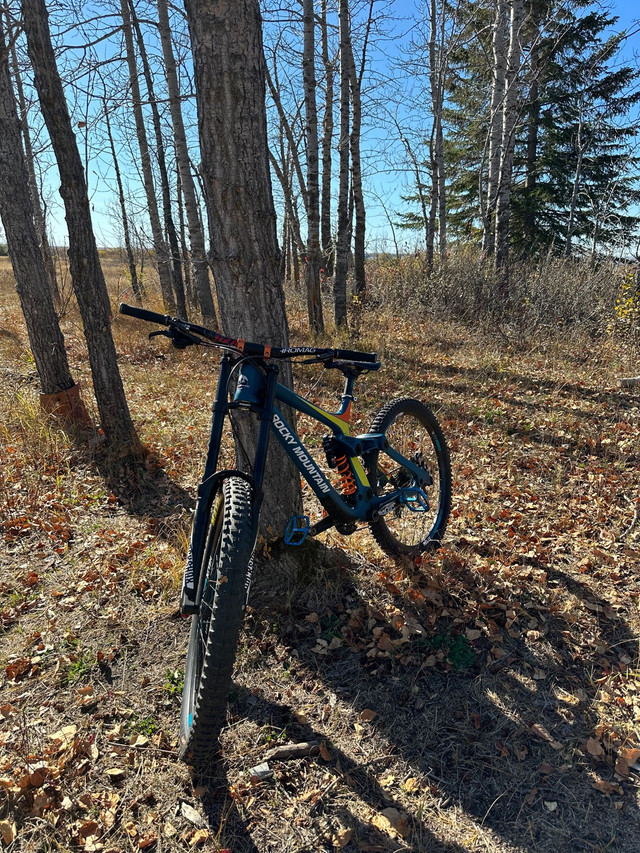 2016 Rocky mountain maiden park  in Mountain in Red Deer