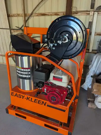 Easy-Kleen Skid Unit Honda Pressure Washer. New spring 2025. Less than 10hrs of use. $10,500 + HST b...