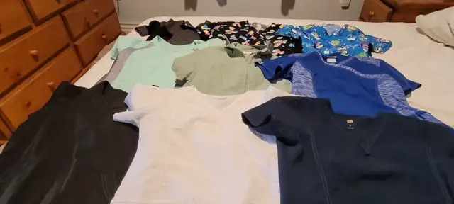 Softly Used Scrub Tops63235093025539121