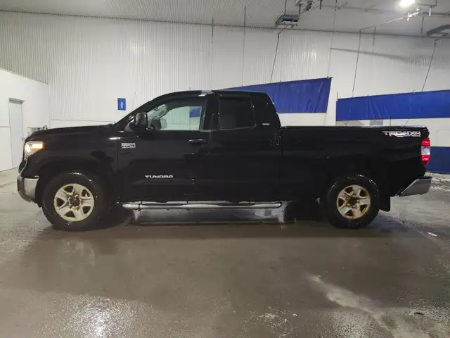 Toyota Tundra Double Cab 2014 in Auto Body Parts in Lévis - Image 5