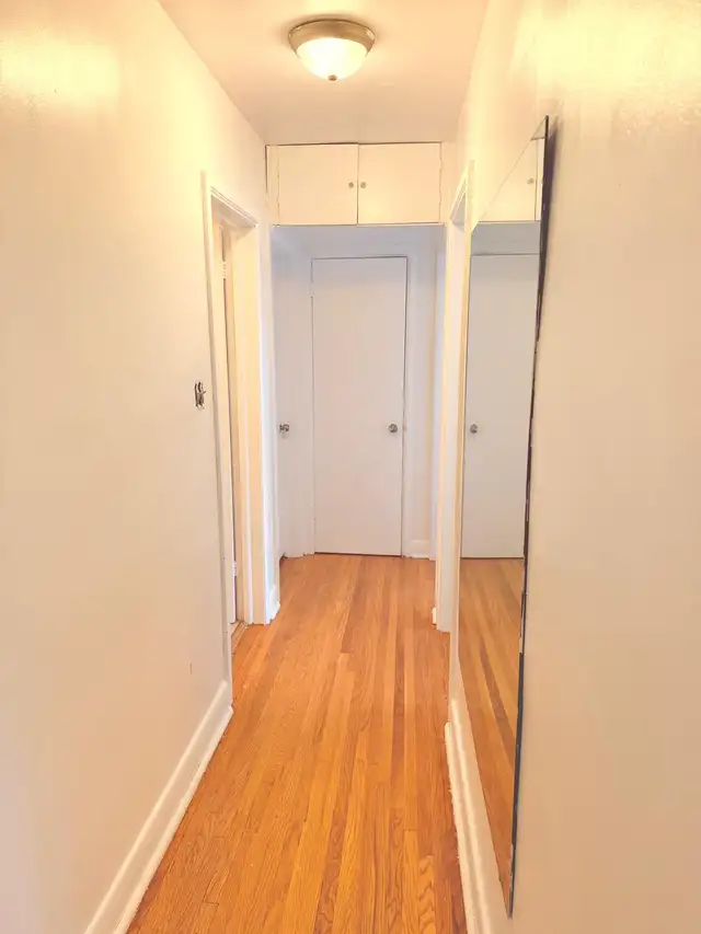 Room for Rent in Room Rentals & Roommates in Oshawa / Durham Region - Image 4