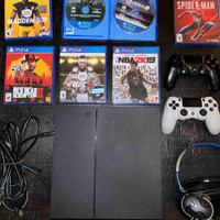 PS4 w Controllers, Headset & Games