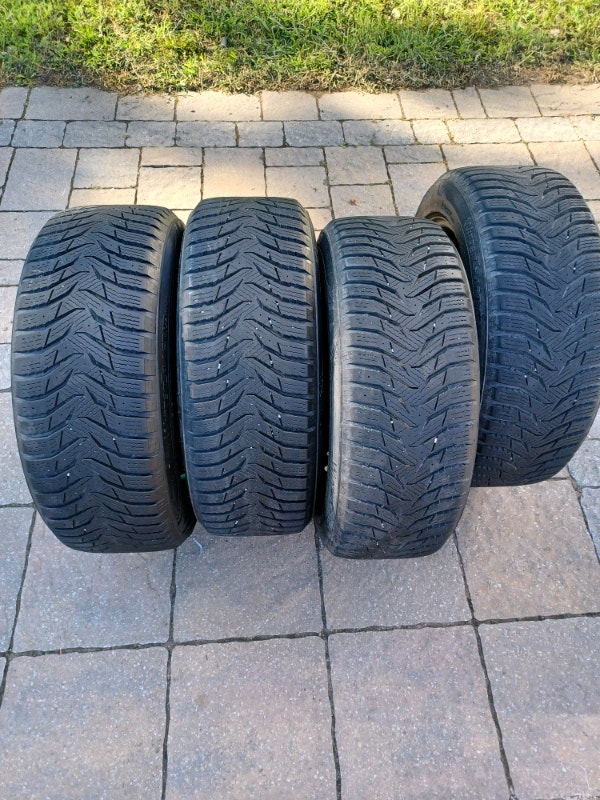 Mini Cooper winter tires on rims ☆ Pneus d'hiver sur jantes ☆ 19