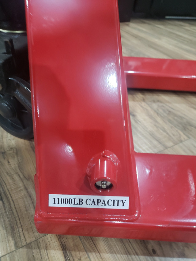 Heavy duty 11000 lbs pallet jack pump truck jigger Toronto in Other Business & Industrial in City of Toronto - Image 4