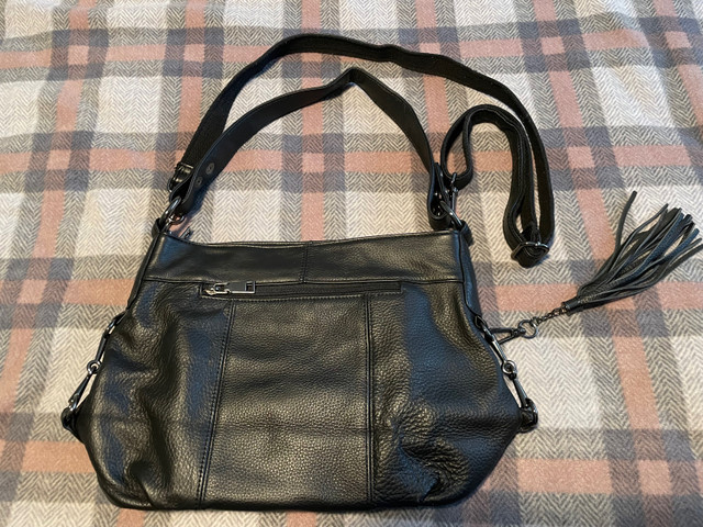 YALUXE Women's Genuine Black Leather Tote Travel Shoulder Bag in Women's - Bags & Wallets in Oshawa / Durham Region - Image 2