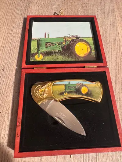 John Deere Knife, View more