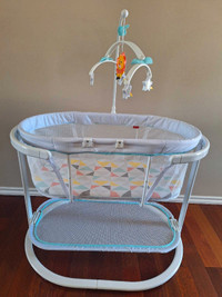 Fisher Price Baby Bassinet Bed Crib