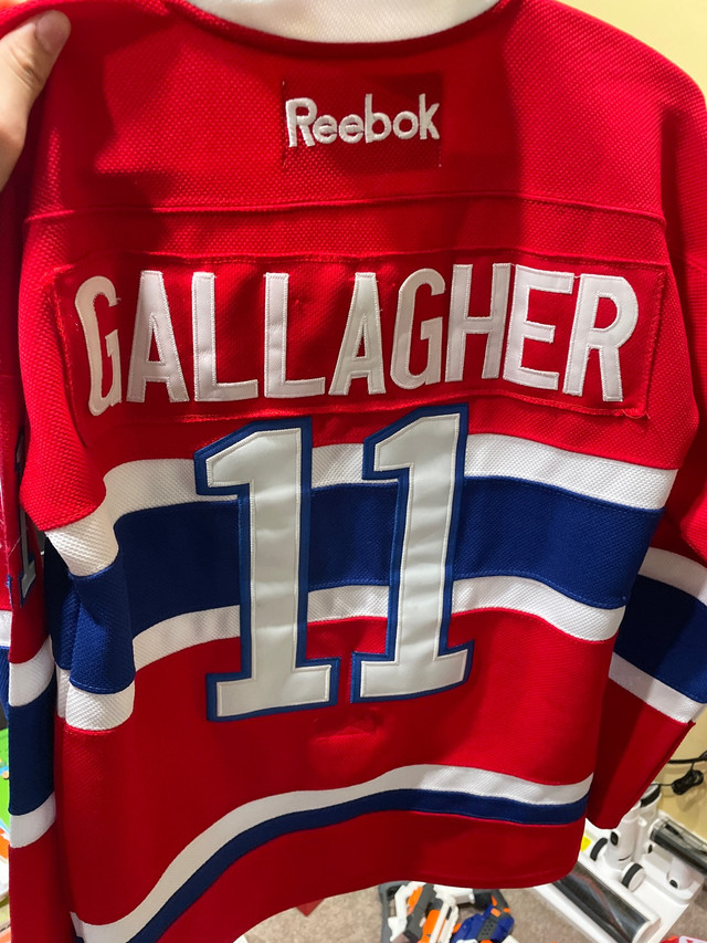 reebok brendan gallagher jersey  in Hockey in Burnaby/New Westminster - Image 2