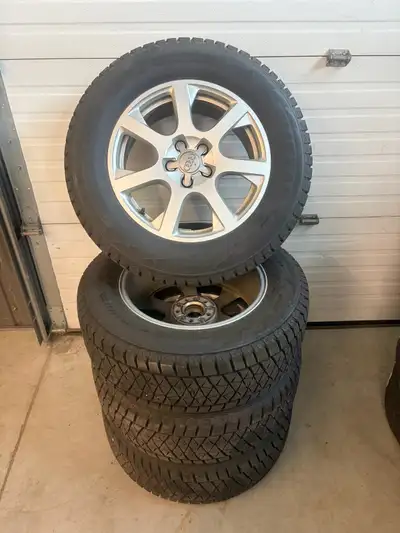 OEM Audi Q5 17” wheel & winter tire package Set of 4 OEM Audi alloy wheels with Bridgestone Blizzak...